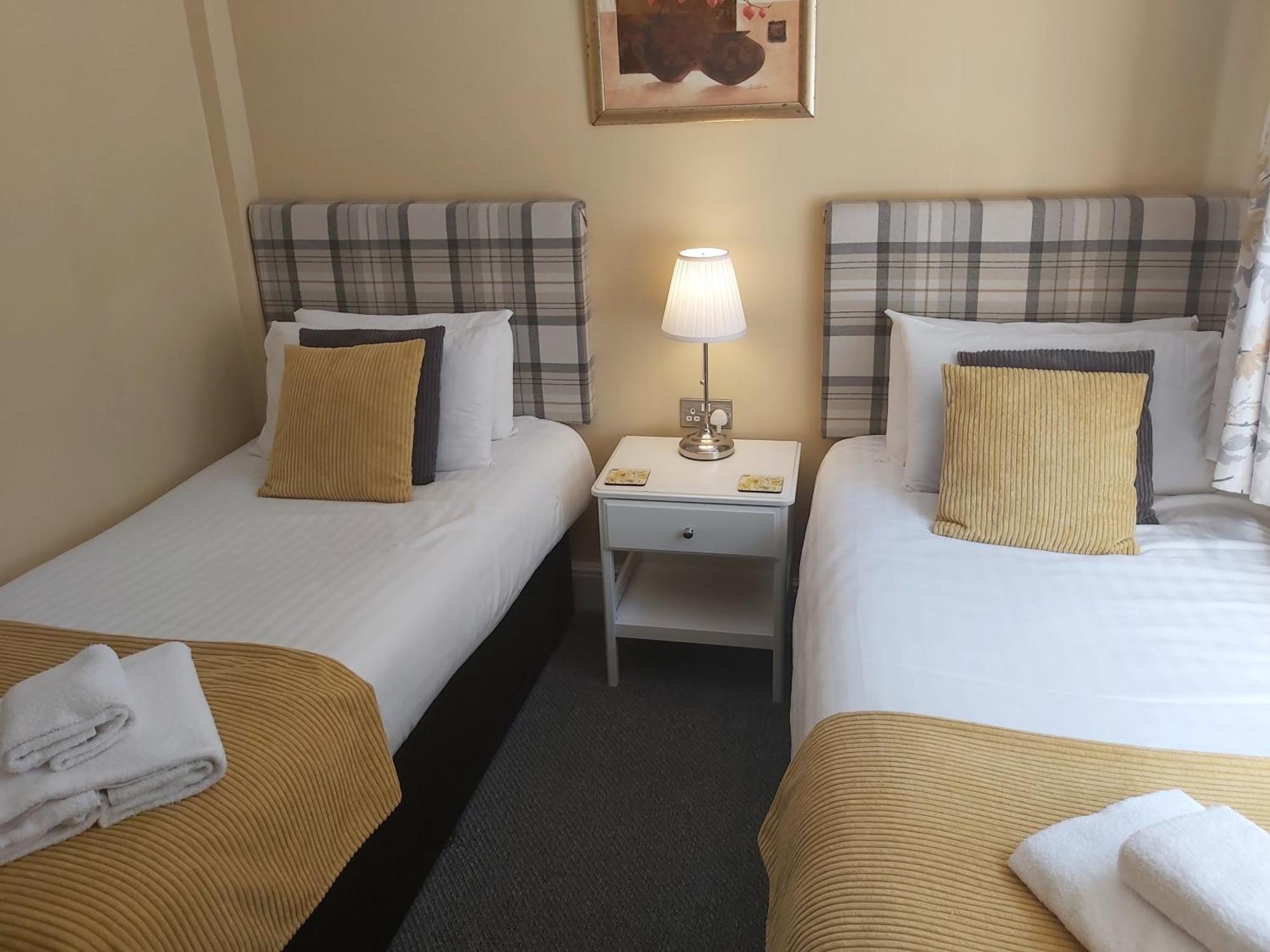 Elton Guest House Grange-over-Sands Exteriör bild